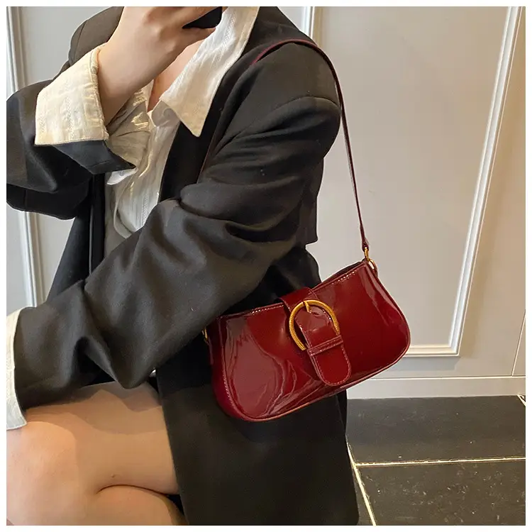 Red Textured Shoulder Bag for Women 2025 Spring — feature 27