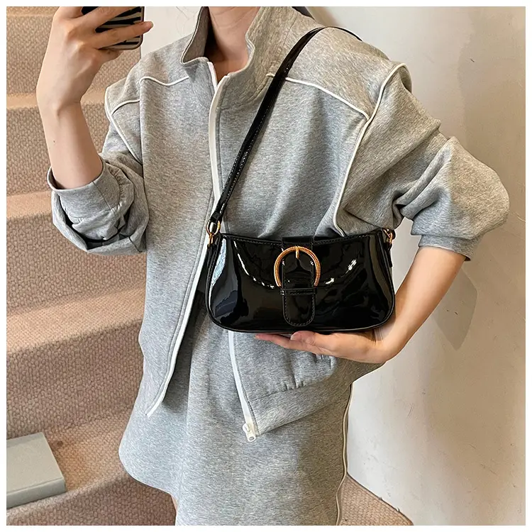 Red Textured Shoulder Bag for Women 2025 Spring — feature 39