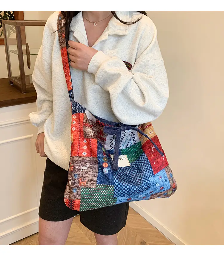 Vintage Ethnic Collage Crossbody Bag 2025 — feature 1