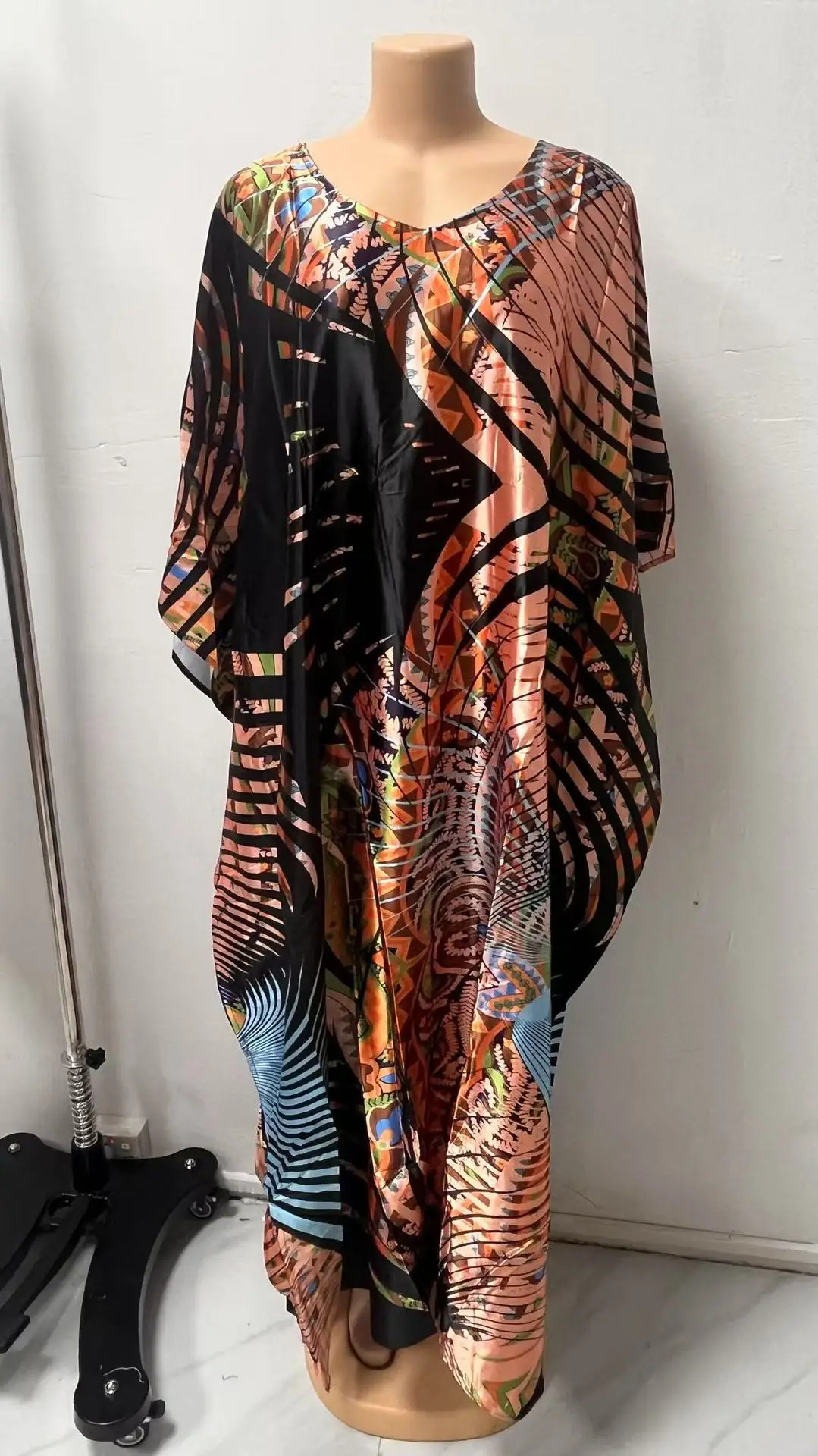 Cross-Border Printed Large Hem Dress for Women — feature 2