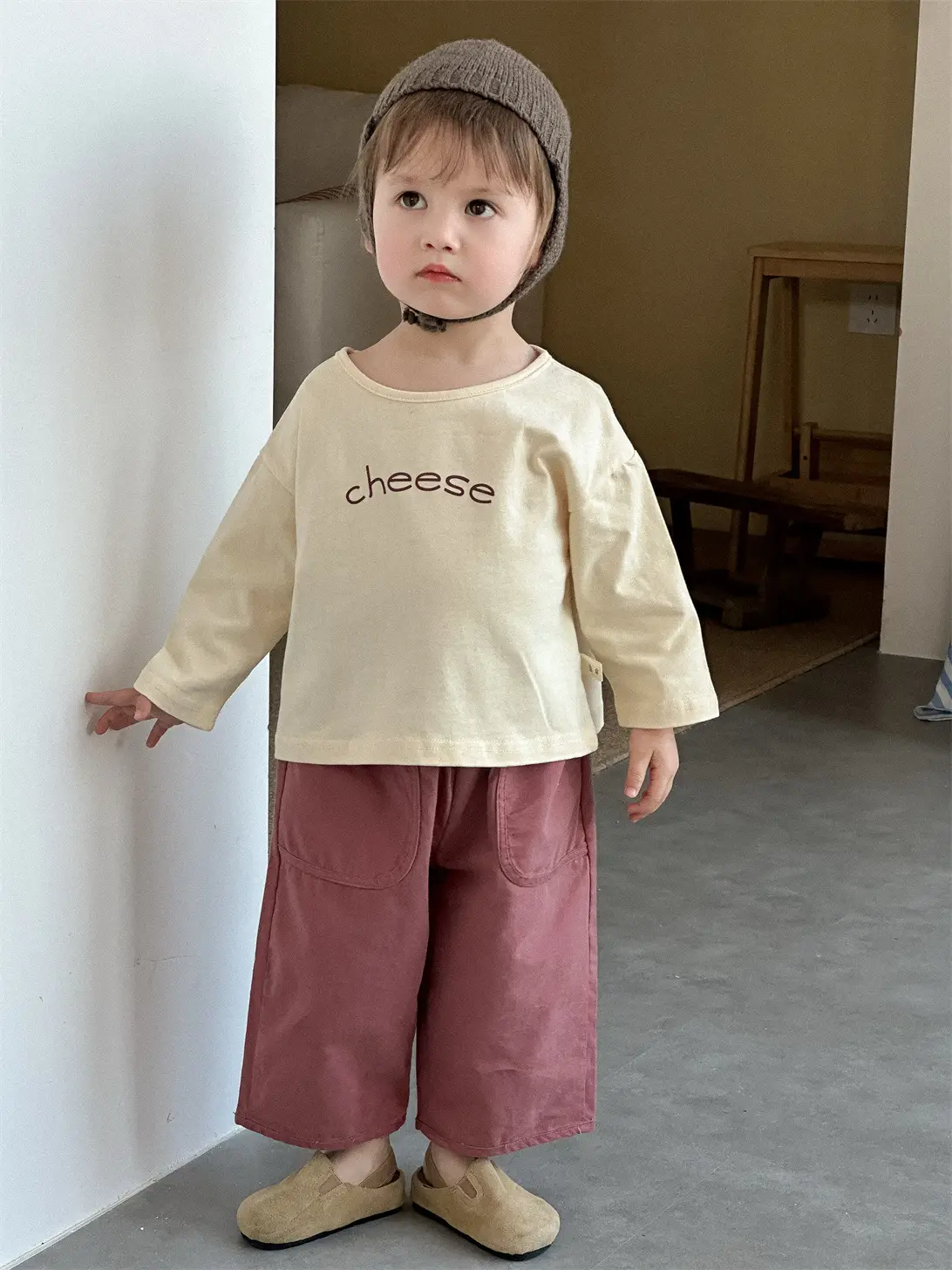 Girls Cheese Letter T-Shirt Pants Suit Autumn Korean Style 2025 - Image 4
