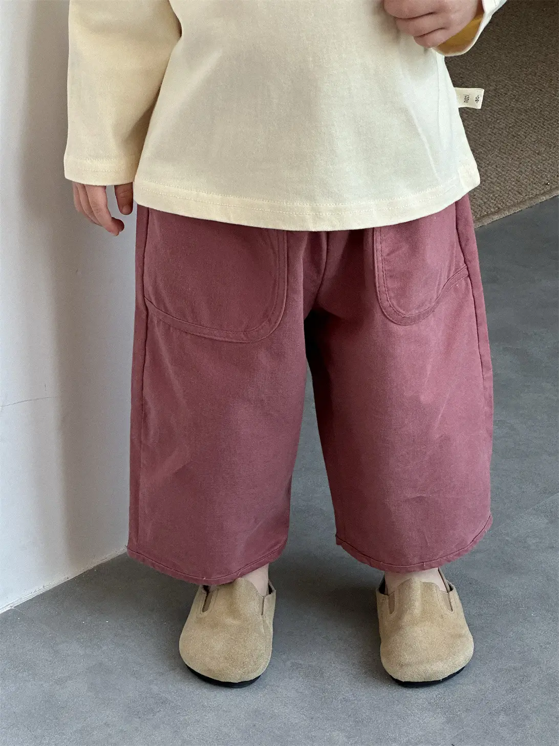Girls Cheese Letter T-Shirt Pants Suit Autumn Korean Style 2025 - Image 2
