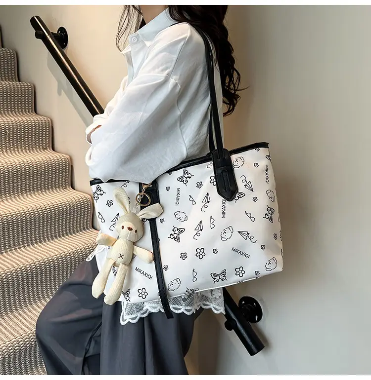 New Fashion Women's Printed Tote Bag with Cute Bear Design — feature 16