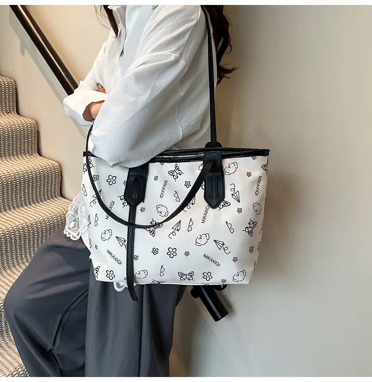 New Fashion Women's Printed Tote Bag with Cute Bear Design — feature 19