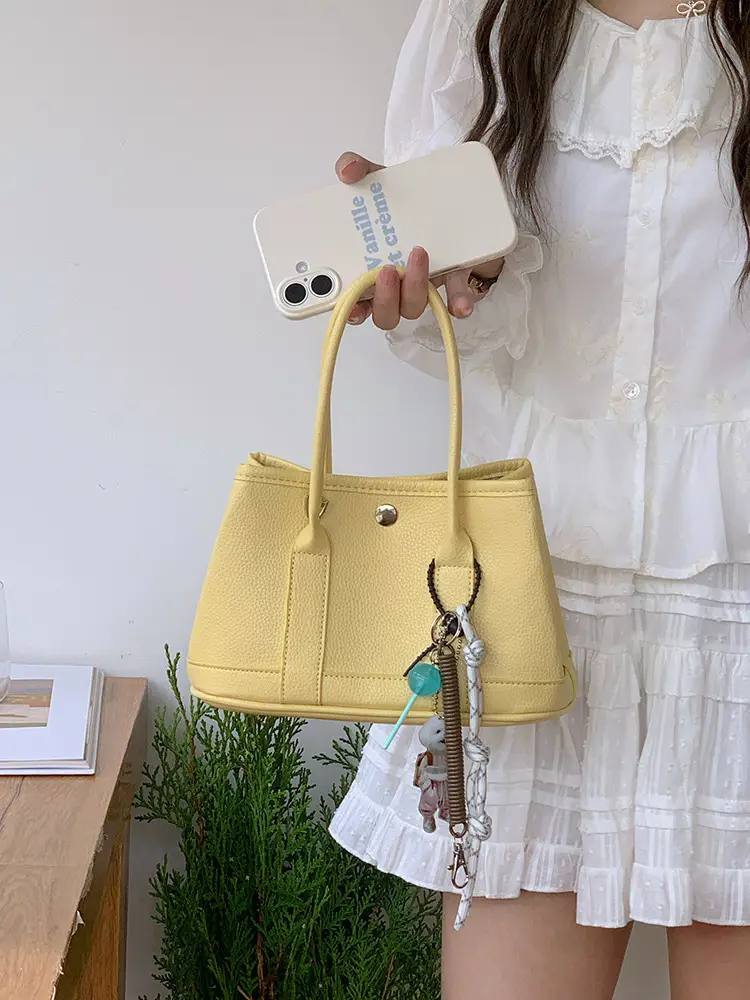 Women's Yellow Leather Bucket Handbag Spring 2026 - Image 5