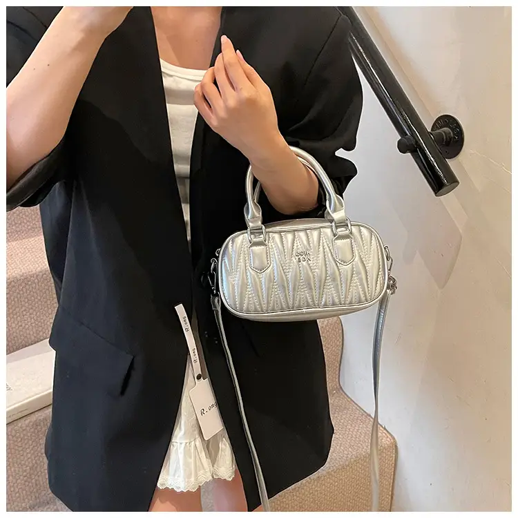 Black Quilted Crossbody Bag for Women 2025 — feature 13