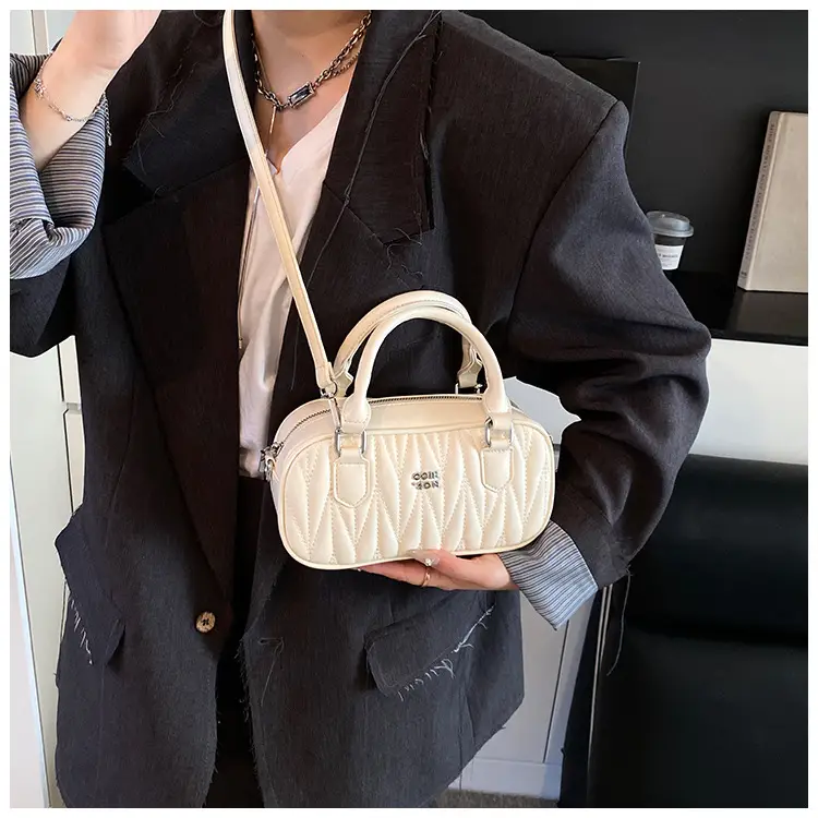 Black Quilted Crossbody Bag for Women 2025 — feature 19