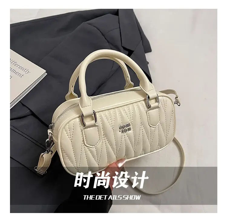 Black Quilted Crossbody Bag for Women 2025 — feature 5