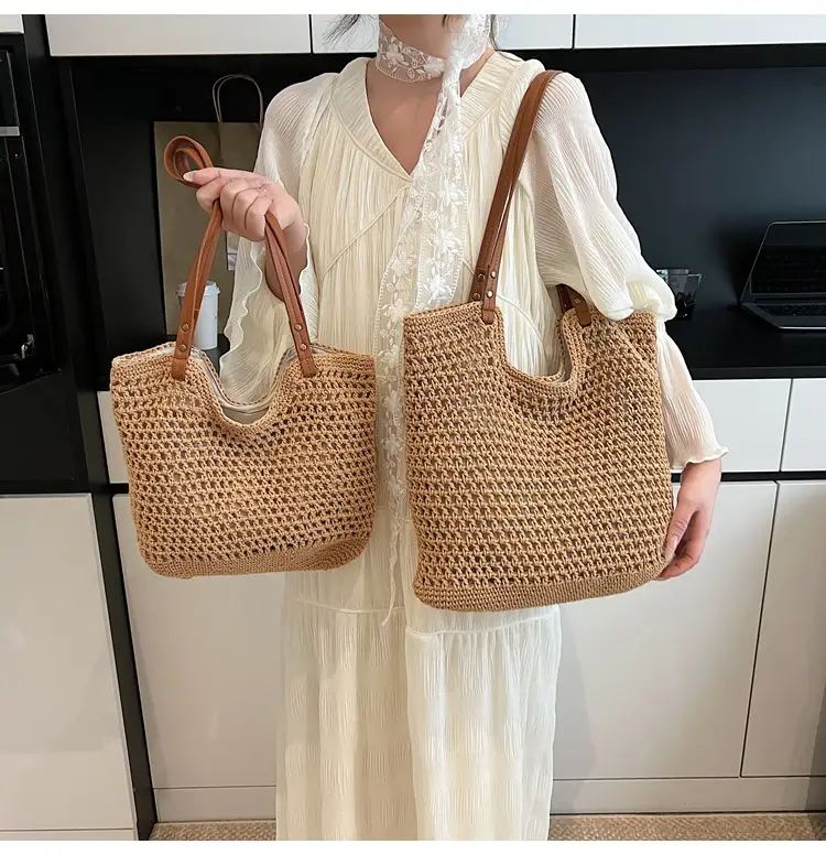 New Large Capacity Woven Women's Shoulder Bag — feature 13