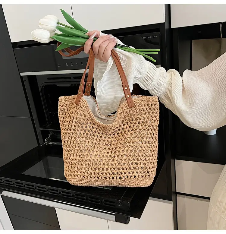New Large Capacity Woven Women's Shoulder Bag — feature 19