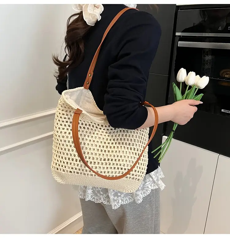New Large Capacity Woven Women's Shoulder Bag — feature 28