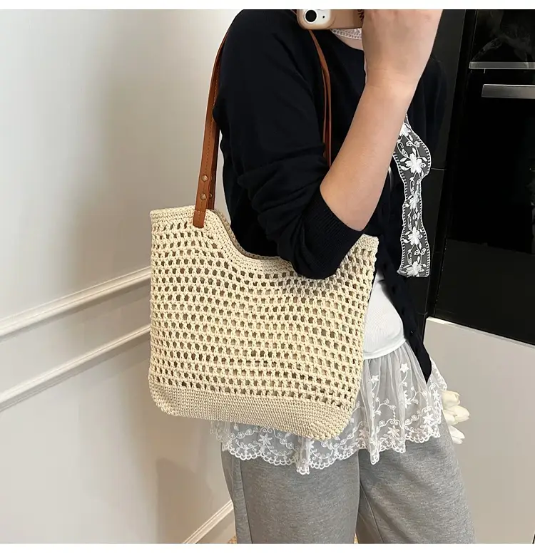 New Large Capacity Woven Women's Shoulder Bag — feature 30