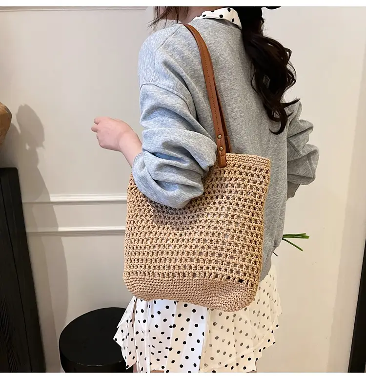 New Large Capacity Woven Women's Shoulder Bag — feature 38