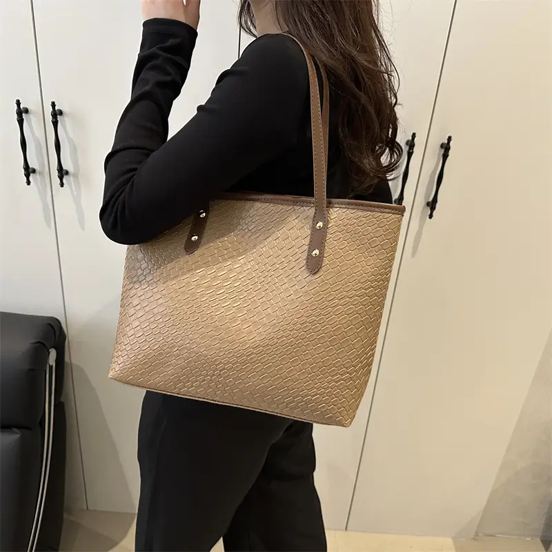 Women's White Woven Shoulder Bag Large Capacity 2025 - Image 8