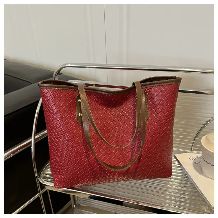 Women's White Woven Shoulder Bag Large Capacity 2025 — feature 23