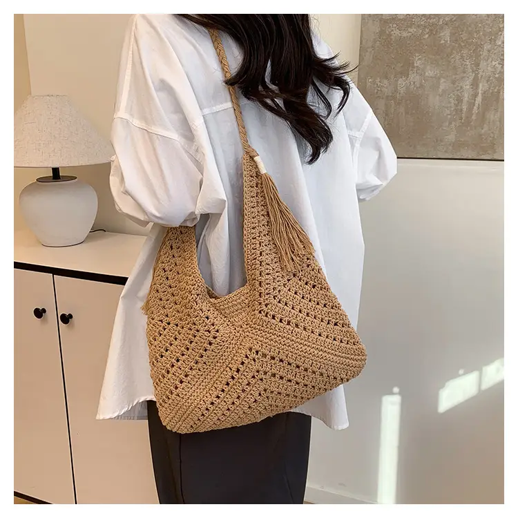New Woven Beat Shoulder Bag Large Capacity Hollow — feature 26