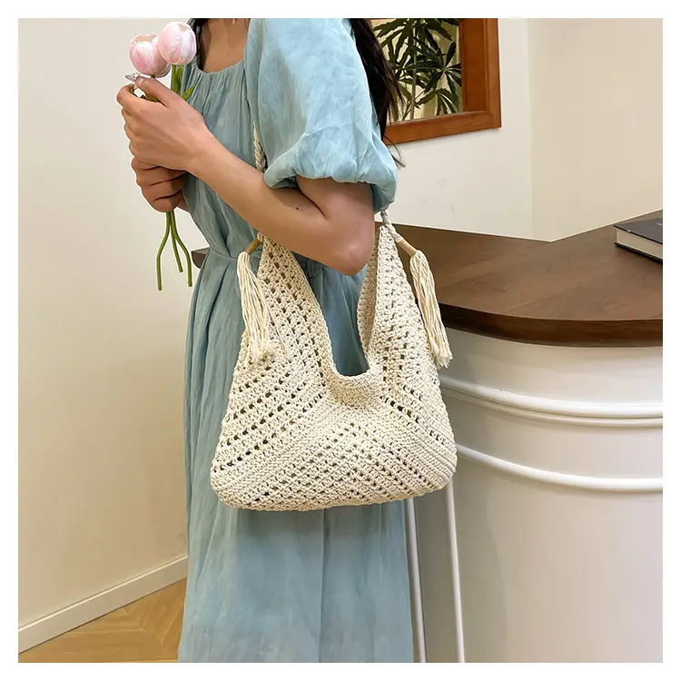 New Woven Beat Shoulder Bag Large Capacity Hollow — feature 37