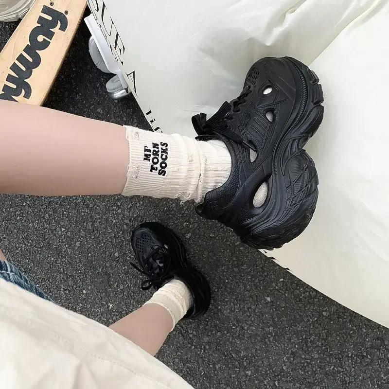Women's White Thick Sole Casual Shoes 2025 — feature 19