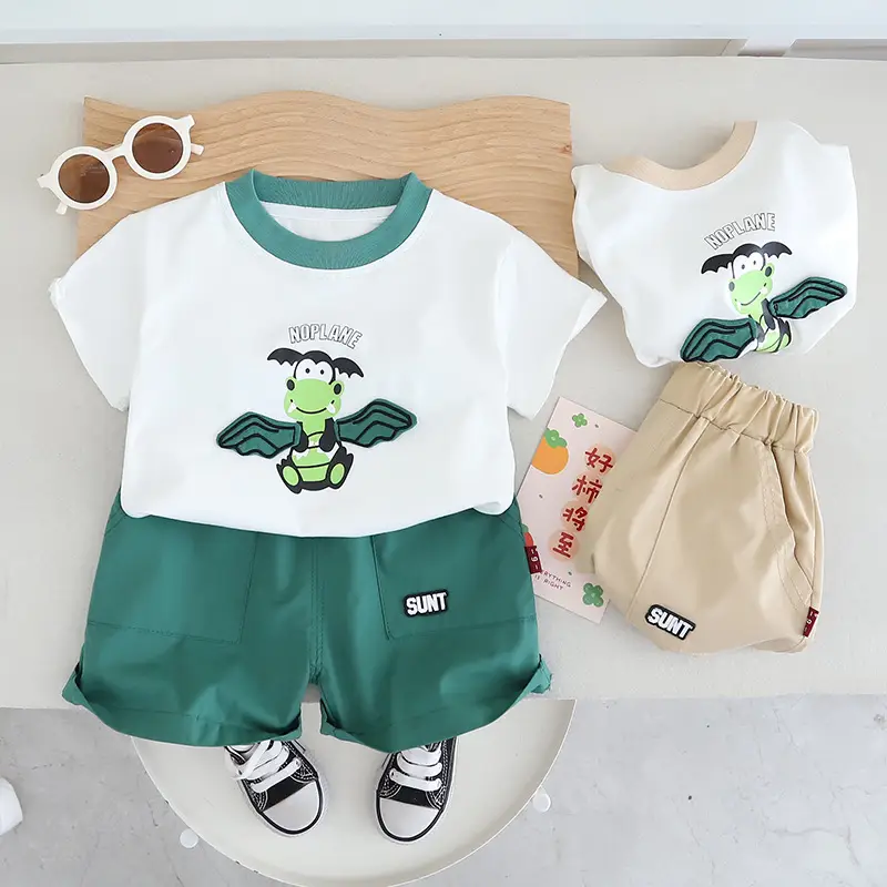 2-Piece Cartoon Print Boys Summer Cotton Suit Green White — feature 3