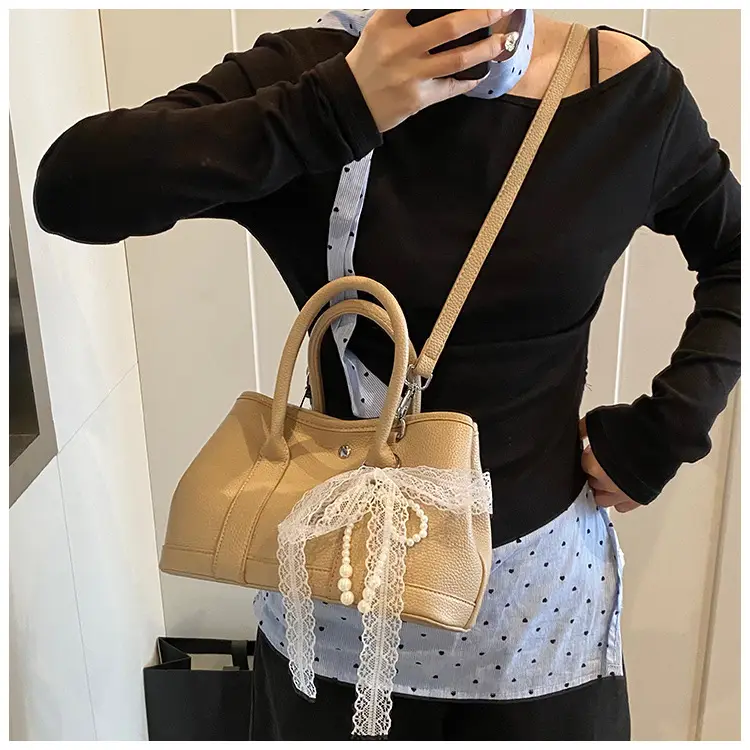 Yellow Leather Shoulder Crossbody Bag with Lace Trim — feature 15