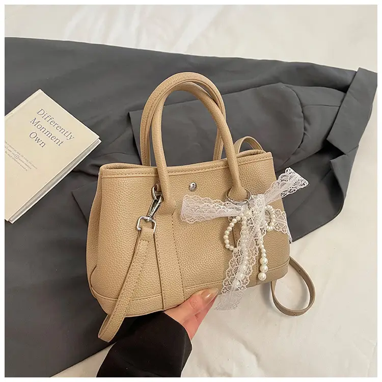Yellow Leather Shoulder Crossbody Bag with Lace Trim - Image 4