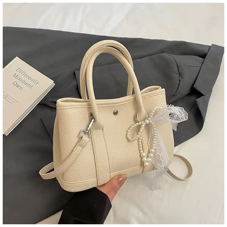 Yellow Leather Shoulder Crossbody Bag with Lace Trim - Image 5