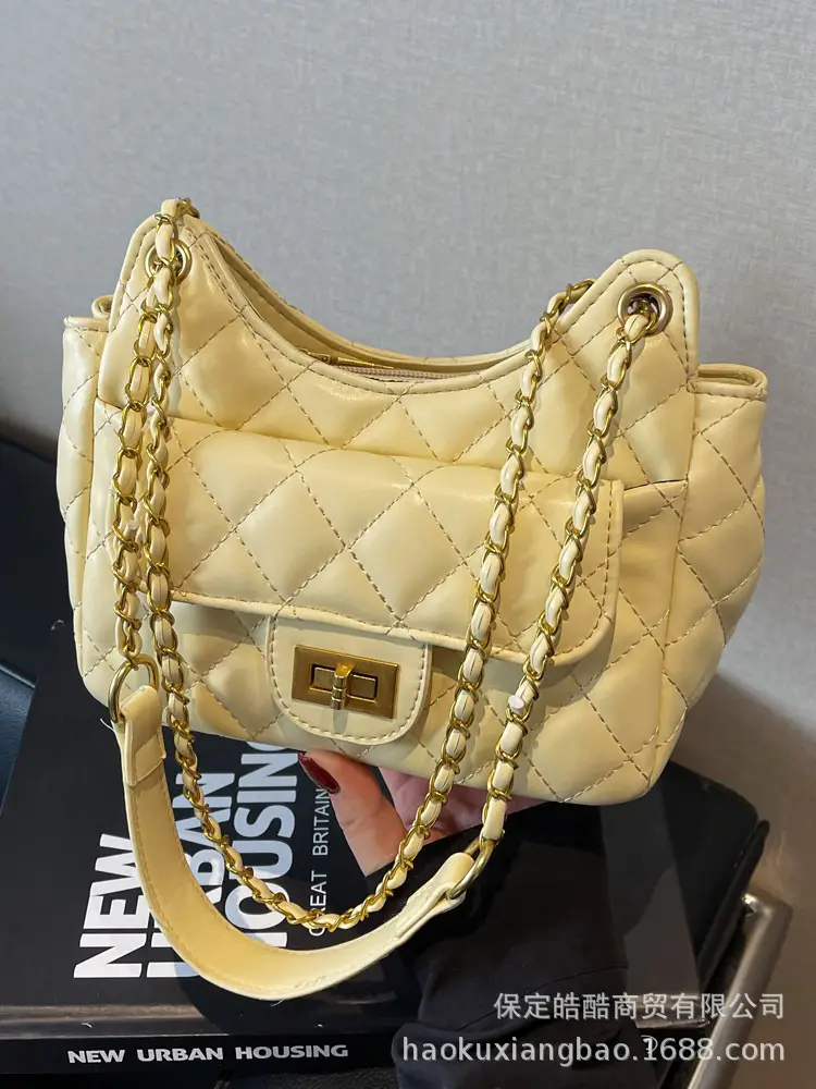 Pink Diamond Chain Shoulder Bag for Women 2025 - Image 10