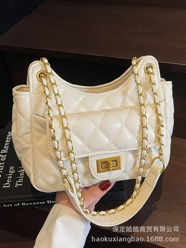 Pink Diamond Chain Shoulder Bag for Women 2025 - Image 12