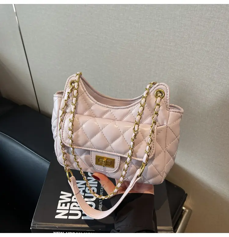 Pink Diamond Chain Shoulder Bag for Women 2025 — feature 25