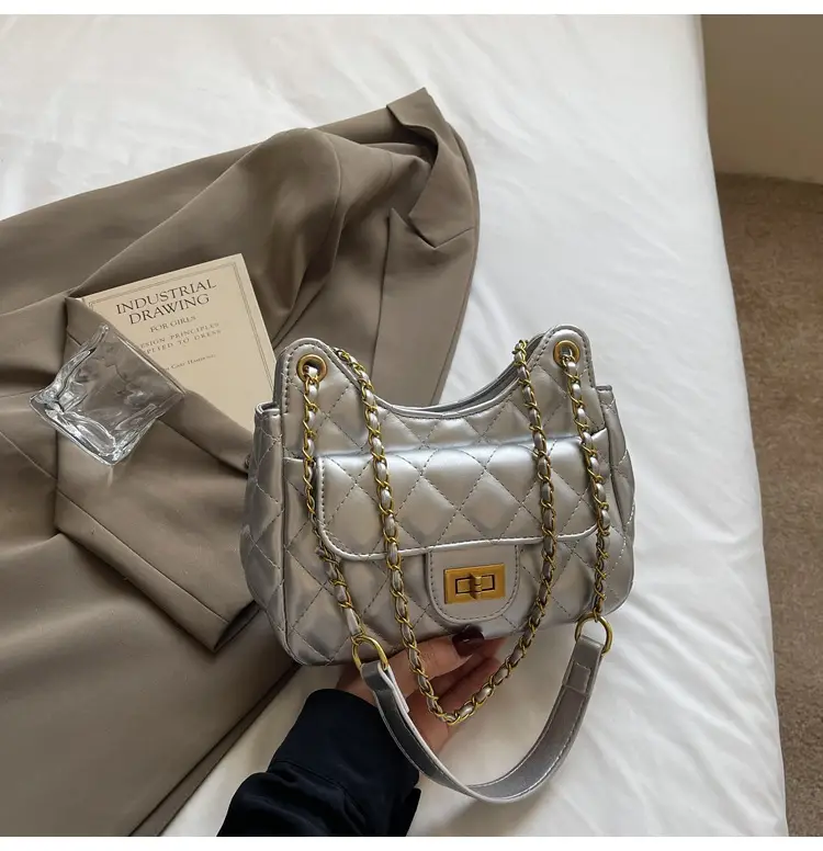 Pink Diamond Chain Shoulder Bag for Women 2025 — feature 31
