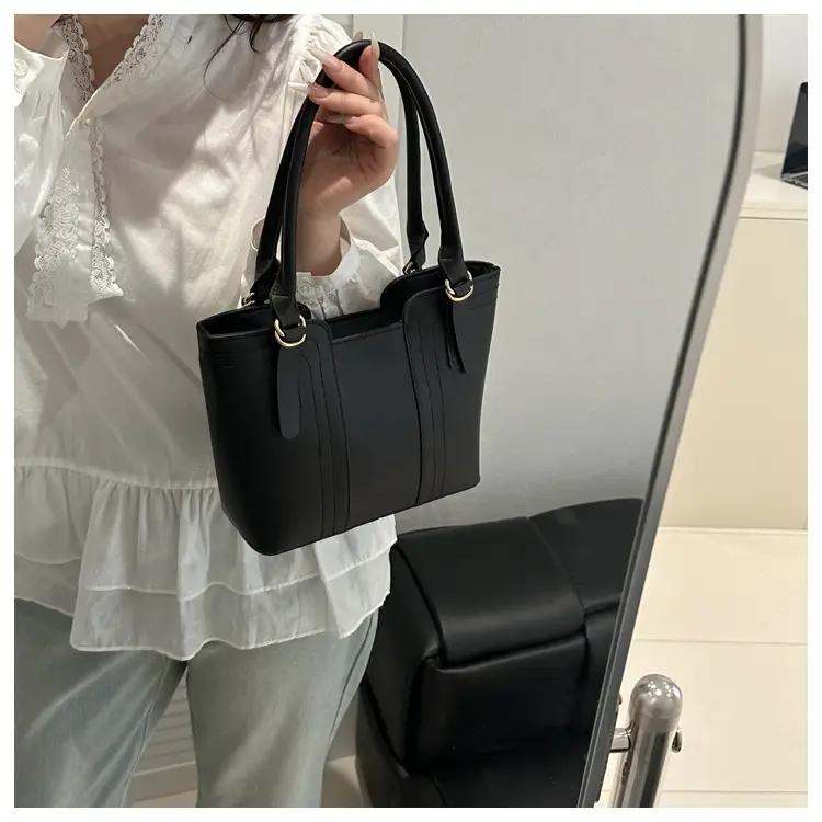 Green Leather Shoulder Bag Large Capacity Casual Tote — feature 19