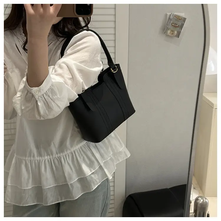 Green Leather Shoulder Bag Large Capacity Casual Tote — feature 20
