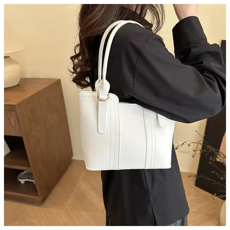 Green Leather Shoulder Bag Large Capacity Casual Tote — feature 8