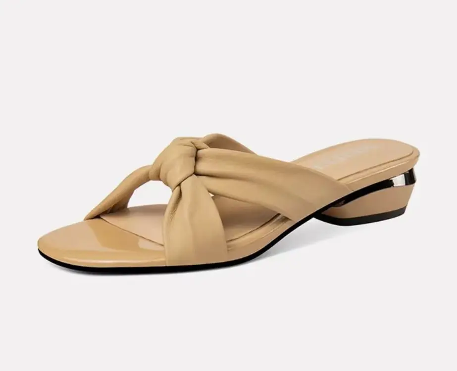 Women's Slide Slide Slippers with Skirt for Going Out 2025 Summer Fashion Fairy Style All-match Open Toe Low Heel Sandals — feature 12