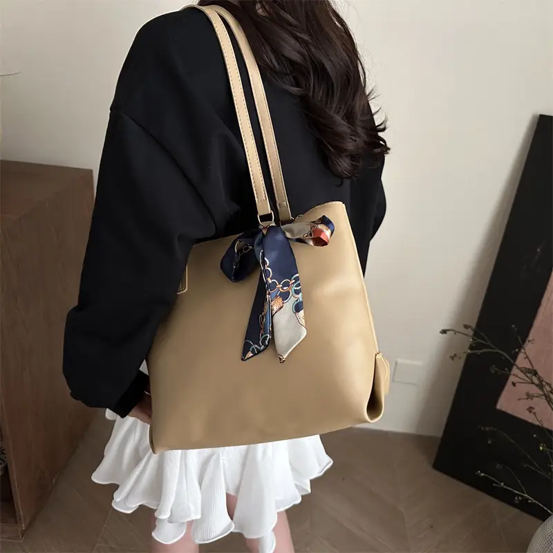 Black Retro Shoulder Bag for Women 2025 - Image 7