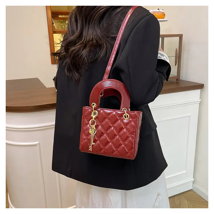 New Rhomboid Embroidery Shoulder Crossbody Bag for Women — feature 14