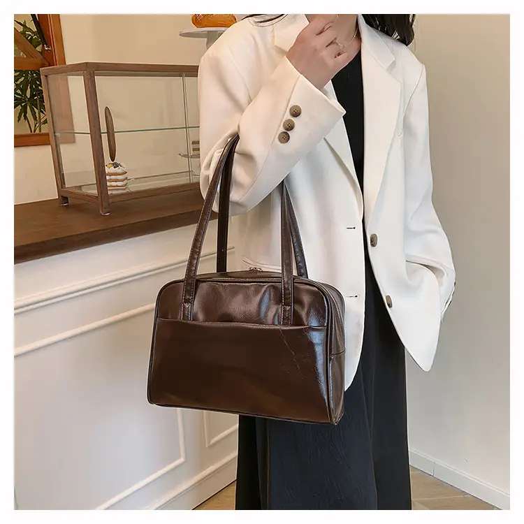 Retro Red Shoulder Bag Women 2025 Spring New — feature 15
