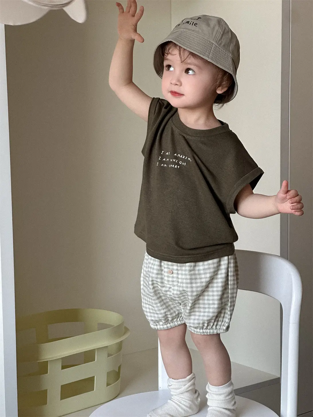 Kids Summer T-Shirt Set Brown Plaid Shorts 2026