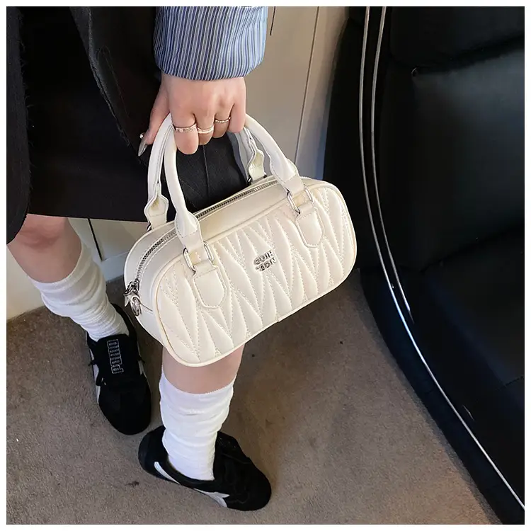 Black Quilted Crossbody Bag for Women 2026 — feature 16