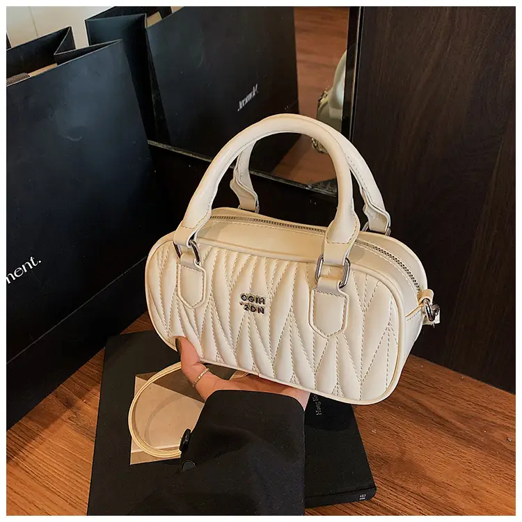 Black Quilted Crossbody Bag for Women 2026 — feature 23