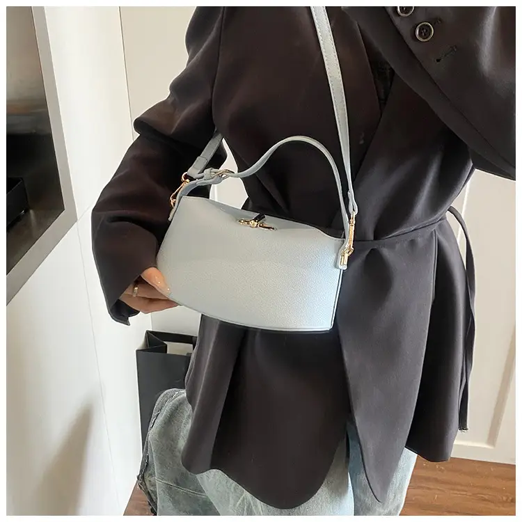 2025 Retro Shoulder Crossbody Bag Women's Leather White — feature 14