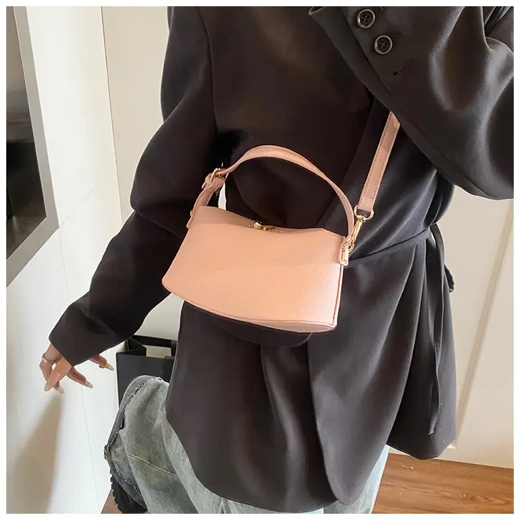 2025 Retro Shoulder Crossbody Bag Women's Leather White — feature 22