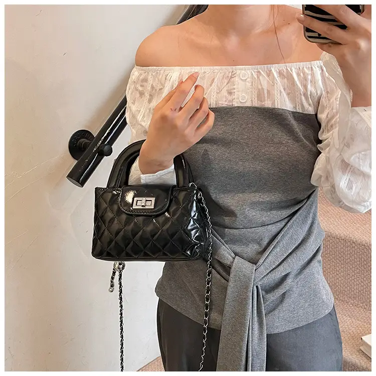 White Quilted Shoulder Bag for Women 2025 — feature 13