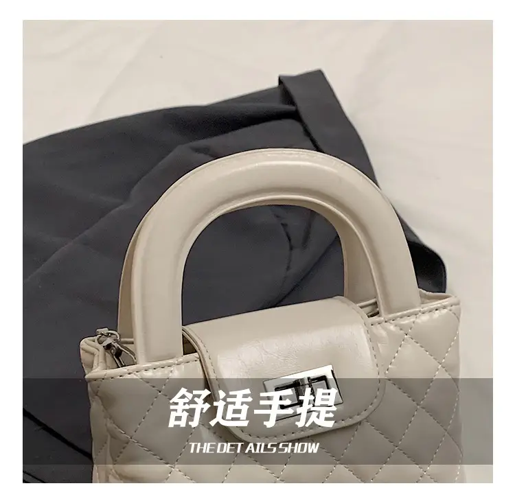 White Quilted Shoulder Bag for Women 2025 — feature 5
