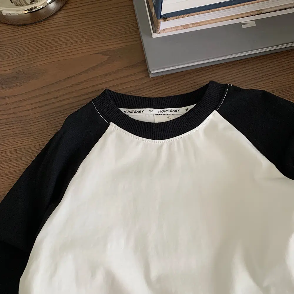 Boys Long Sleeve T-Shirt White Black Spring Autumn 2025 — feature 4