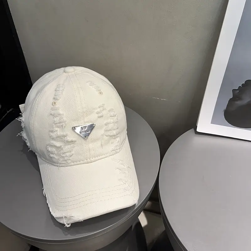 Black Distressed Baseball Cap for Women Men Summer Wear