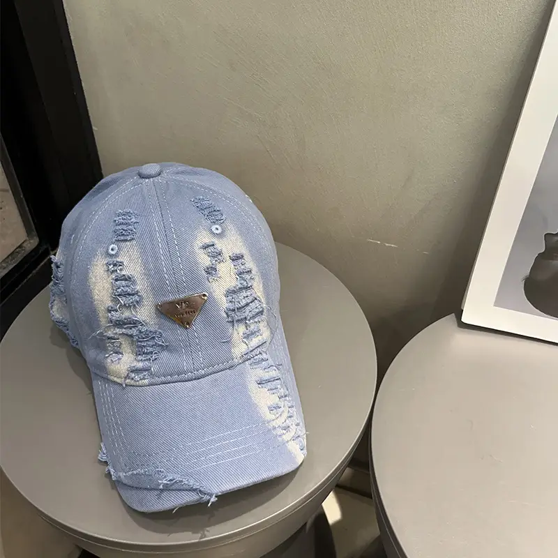 Black Distressed Baseball Cap for Women Men Summer Wear