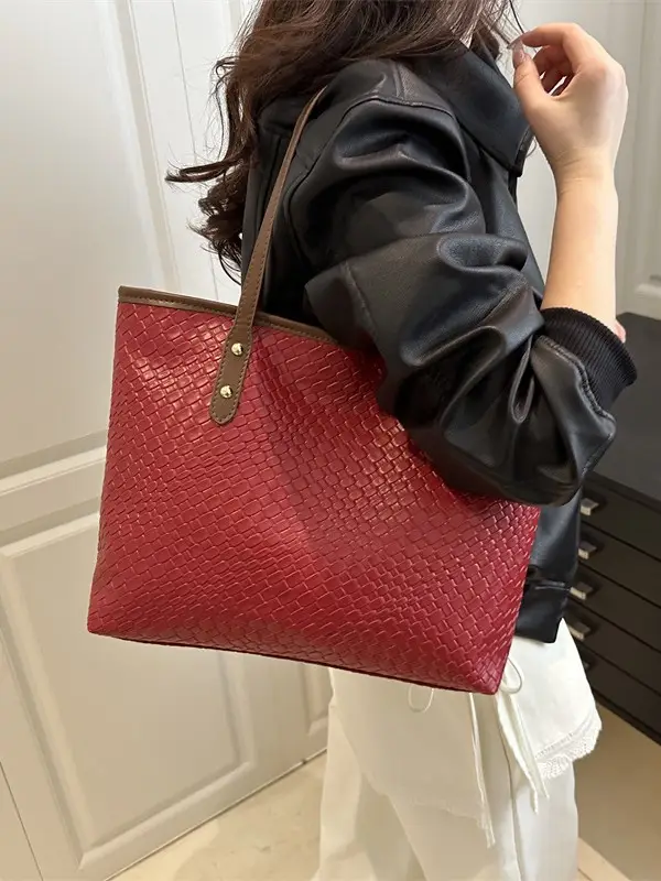 Women's Large Capacity Beige Leather Tote Bag - Image 9