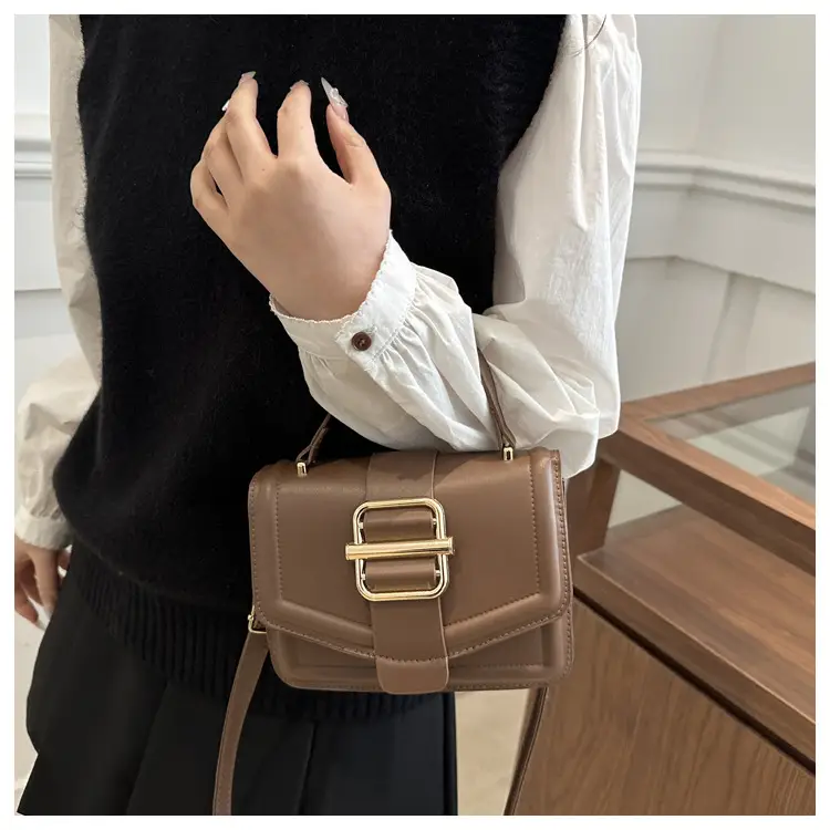 Women's Black Shoulder Crossbody Bag with Gold Buckle 2025 — feature 15