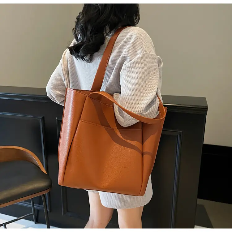 Women Cross-Border Large Capacity Tote Bag Tan 2026 — feature 19